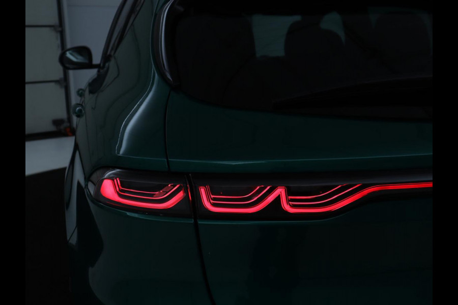 Alfa Romeo Tonale 1.5T Hybrid Veloce | 360 Camera | Stoel ventilatie | Stoel/stuur verwarming | Carplay | Matrix LED | Digital cockpit | Keyless | Adaptive cruise | Elektrische stoelen | Leder | Parkeerhulp | Elektrische kofferbak | Climate control