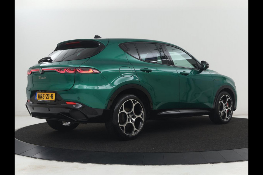 Alfa Romeo Tonale 1.5T Hybrid Veloce | 360 Camera | Stoel ventilatie | Stoel/stuur verwarming | Carplay | Matrix LED | Digital cockpit | Keyless | Adaptive cruise | Elektrische stoelen | Leder | Parkeerhulp | Elektrische kofferbak | Climate control