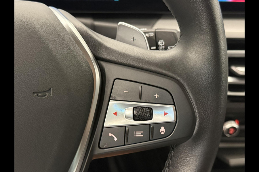BMW 3 Serie Touring 320e Airco ECC Navi Wireless Carplay PDC VA+Camera Adaptive Cruise Control Full LED HuD Display Stoelverwarming