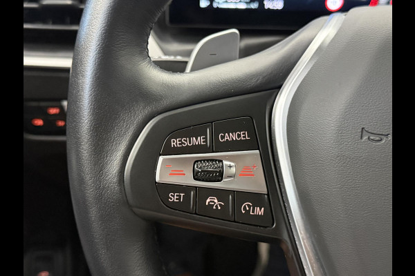 BMW 3 Serie Touring 320e Airco ECC Navi Wireless Carplay PDC VA+Camera Adaptive Cruise Control Full LED HuD Display Stoelverwarming