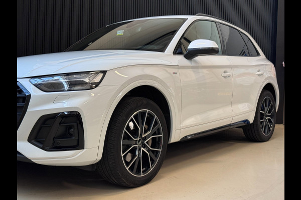 Audi Q5 50 TFSIe 3X S-LINE | PANO | CARBON | CAMERA | SFEERVERLICHTING