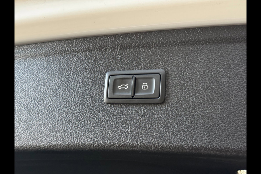 Audi Q5 50 TFSIe 3X S-LINE | PANO | CARBON | CAMERA | SFEERVERLICHTING