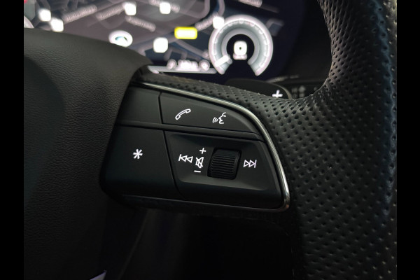 Audi Q5 50 TFSIe 3X S-LINE | PANO | CARBON | CAMERA | SFEERVERLICHTING