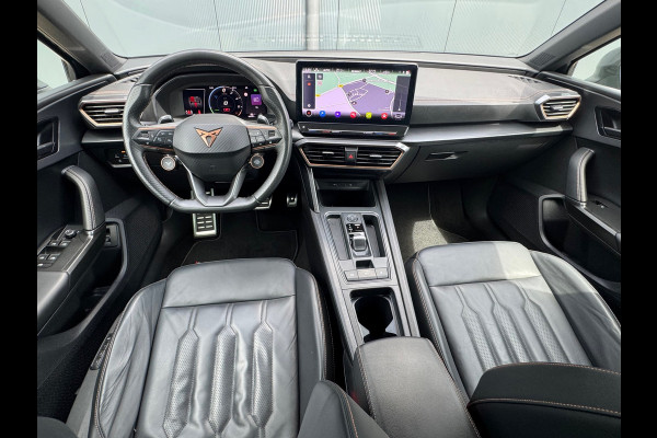 CUPRA Leon Sportstourer 1.4 e-Hybrid VZ * Leder * Startknop stuur * Camera * Side Assist *