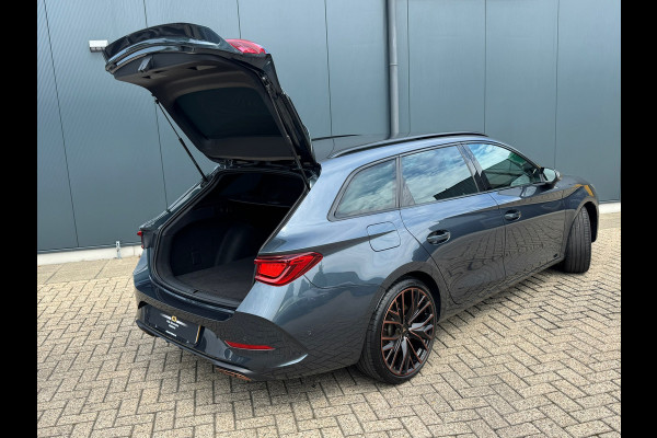CUPRA Leon Sportstourer 1.4 e-Hybrid VZ * Leder * Startknop stuur * Camera * Side Assist *