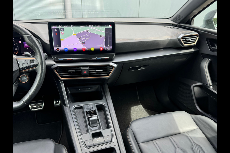 CUPRA Leon Sportstourer 1.4 e-Hybrid VZ * Leder * Startknop stuur * Camera * Side Assist *