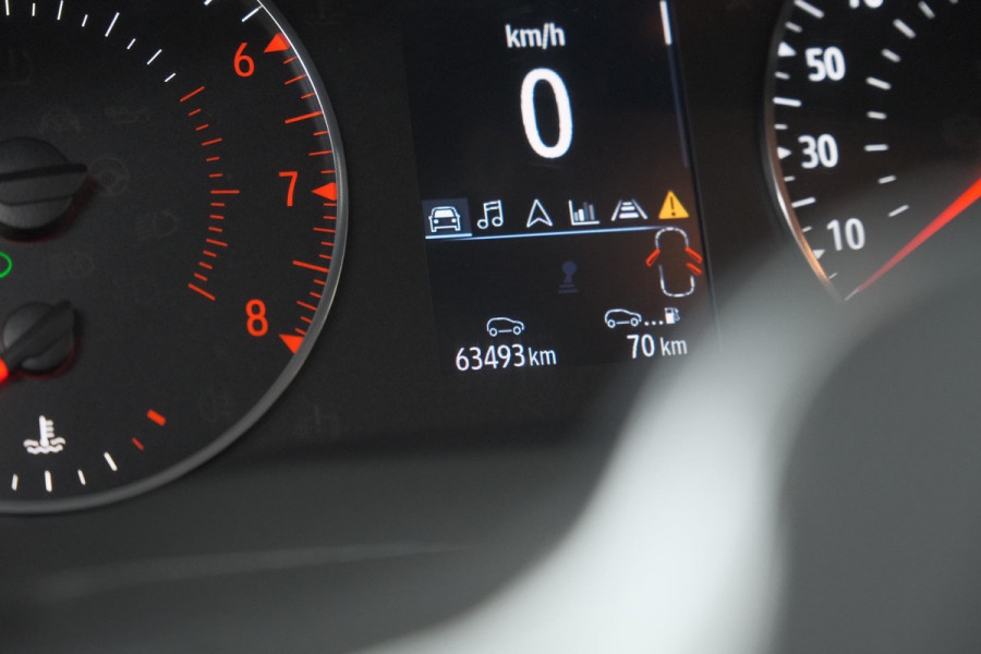 Renault Captur TCe 90 Zen | Trekhaak | Parkeersensoren | Navigatie | Stoelverwarming