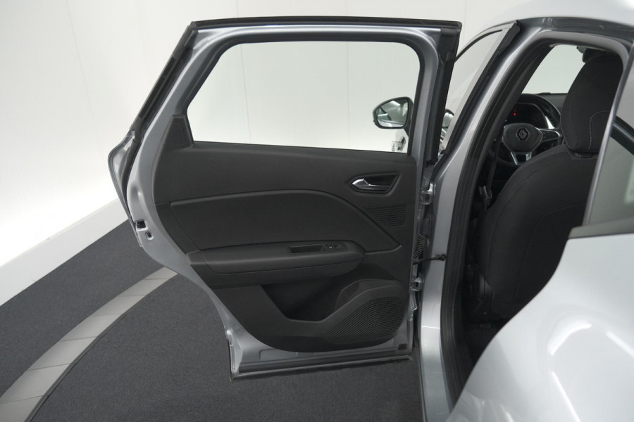 Renault Captur TCe 90 Zen | Trekhaak | Parkeersensoren | Navigatie | Stoelverwarming