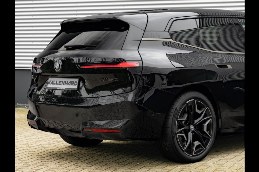 BMW iX M60 - Pano - Bowers & Wilkins - Active Steering - Luchtvering - 112kWh