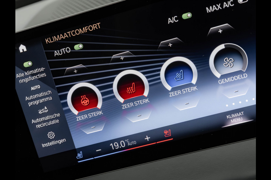 BMW iX M60 - Pano - Bowers & Wilkins - Active Steering - Luchtvering - 112kWh