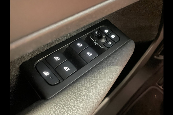 Volvo XC40 Recharge P8 AWD R-Design|92% SOH|ACC|CAMERA|CARPLAY|ANDROID AUTO|STOEL+STUURVERW|ELEK.KLEP|NL-AUTO|NAP|INCL.BTW|1e EIG|