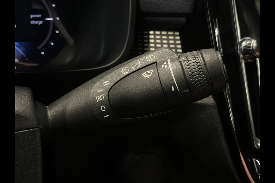 Volvo XC40 Recharge P8 AWD R-Design|92% SOH|ACC|CAMERA|CARPLAY|ANDROID AUTO|STOEL+STUURVERW|ELEK.KLEP|NL-AUTO|NAP|INCL.BTW|1e EIG|