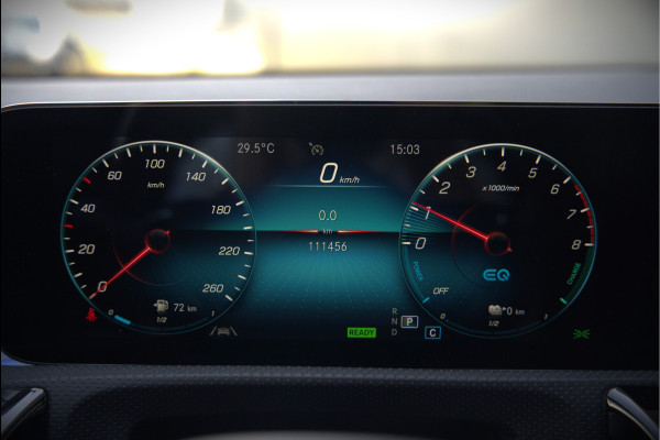 Mercedes-Benz CLA-Klasse Shooting Brake 250 e Business Solution AMG Limited | Stoelverwarming | Parkeersensoren | Navigatie | Cruise Control | Keyless | Ambiance Verlichting | Climate Control