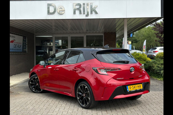 Toyota Corolla 1.8 Hybrid Two-Tone | Carplay/Android, Navi, Camera, Cruise, 18'' LMV, Climate, Licht/Regens. | Dealeronderhouden |