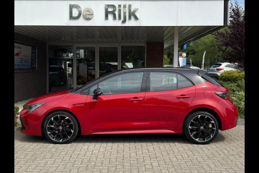 Toyota Corolla 1.8 Hybrid Two-Tone | Carplay/Android, Navi, Camera, Cruise, 18'' LMV, Climate, Licht/Regens. | Dealeronderhouden |