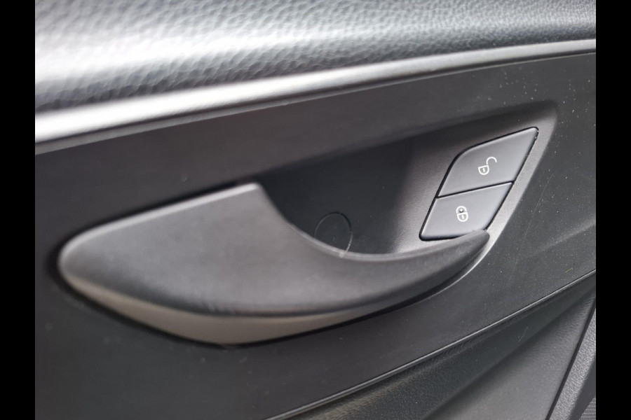 Mercedes-Benz Sprinter 311 2.2 CDI L2H2 AIRCO / CAMERA / 3 ZITS / DEALER ONDERHOUDEN / NAVI
