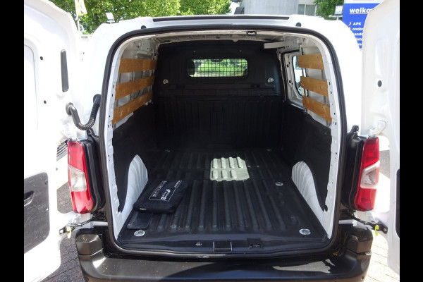 Peugeot Partner 1.2 PureTech Pro BENZINE BPM VRIJ AIRCO NAVI CRUISE CONTROL PDC SCHUIFDEUR