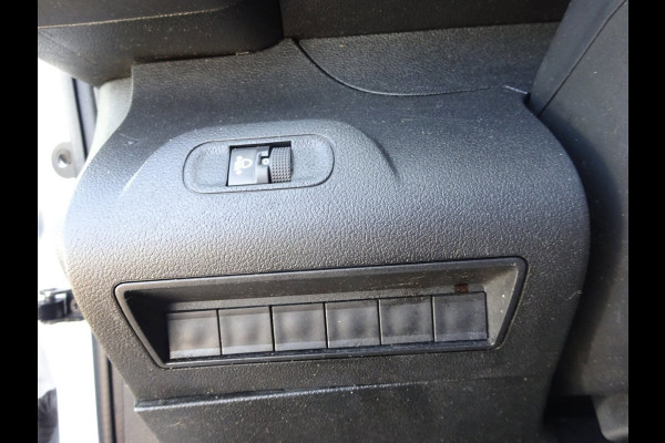 Peugeot Partner 1.2 PureTech Pro BENZINE BPM VRIJ AIRCO NAVI CRUISE CONTROL PDC SCHUIFDEUR