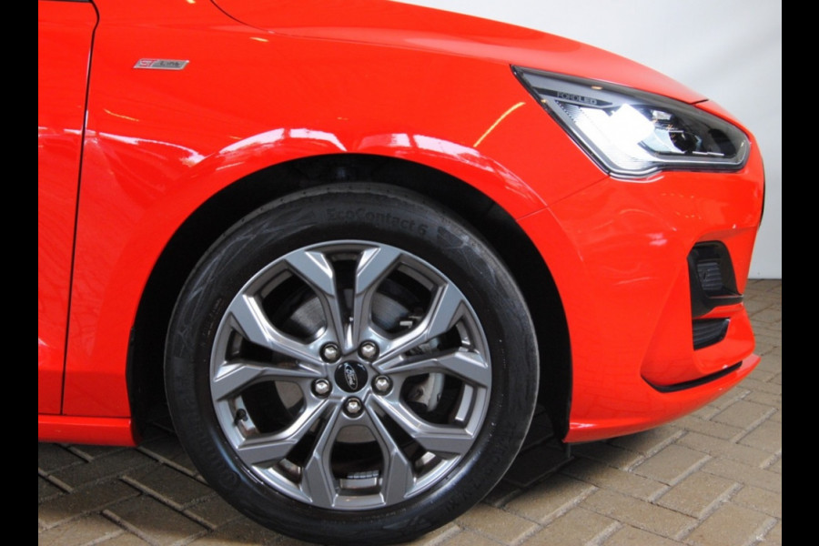 Ford Focus 1.0 EBH ST Line X | Carplay | Camera | Groot scherm | Navi