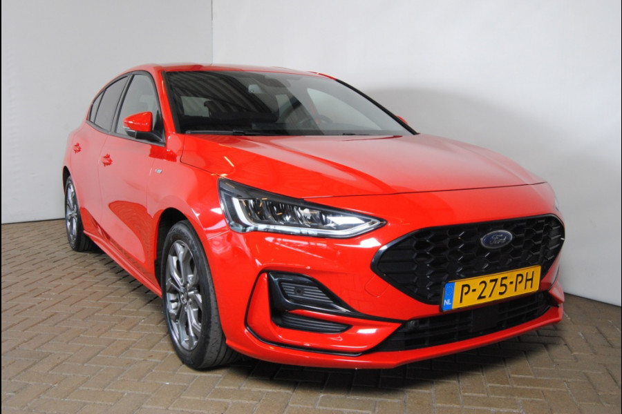 Ford Focus 1.0 EBH ST Line X | Carplay | Camera | Groot scherm | Navi