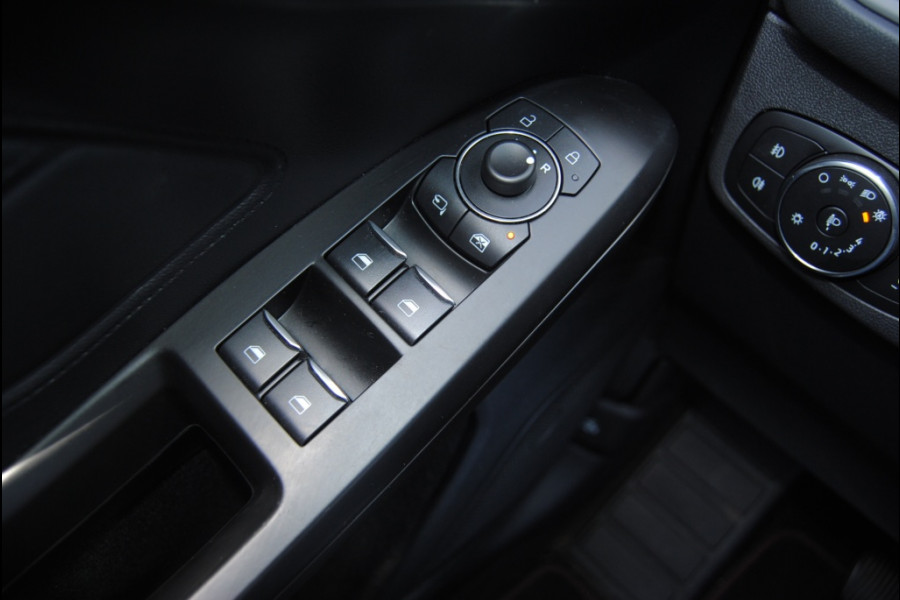 Ford Focus 1.0 EBH ST Line X | Carplay | Camera | Groot scherm | Navi