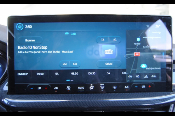 Ford Focus 1.0 EBH ST Line X | Carplay | Camera | Groot scherm | Navi