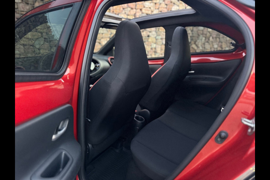 Toyota Aygo X 1.0 VVT-i MT Play