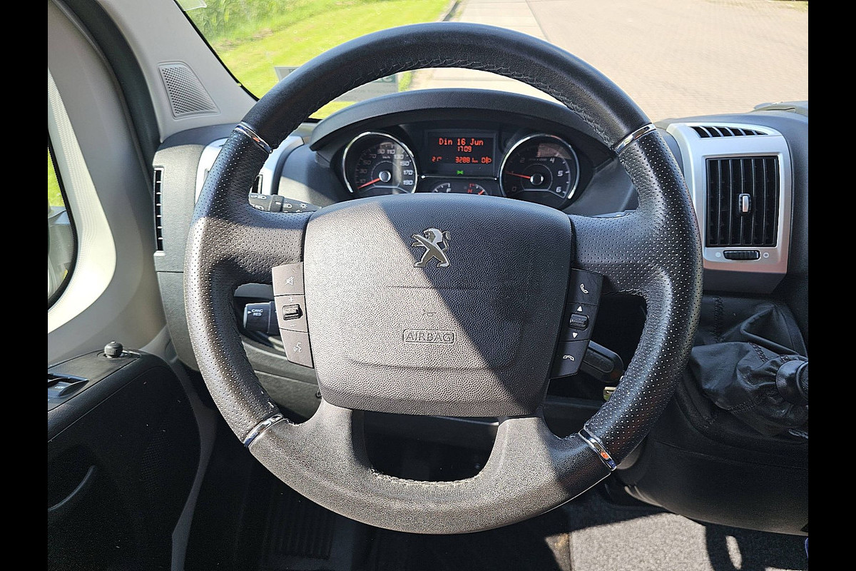 Peugeot Boxer 165pk L4H2 Zwaar Premium 3.0T-trekhaak, Camera, Cruise, Airco,