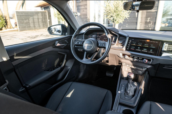 Audi A1 Sportback 30 TFSI Advanced Edition Automaat I Virtual Cockpit I CarPlay Climate I Cruise II PDC V+A I Lane Assist