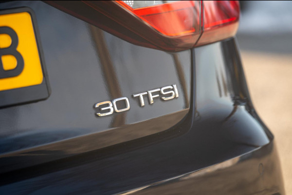 Audi A1 Sportback 30 TFSI Advanced Edition Automaat I Virtual Cockpit I CarPlay Climate I Cruise II PDC V+A I Lane Assist