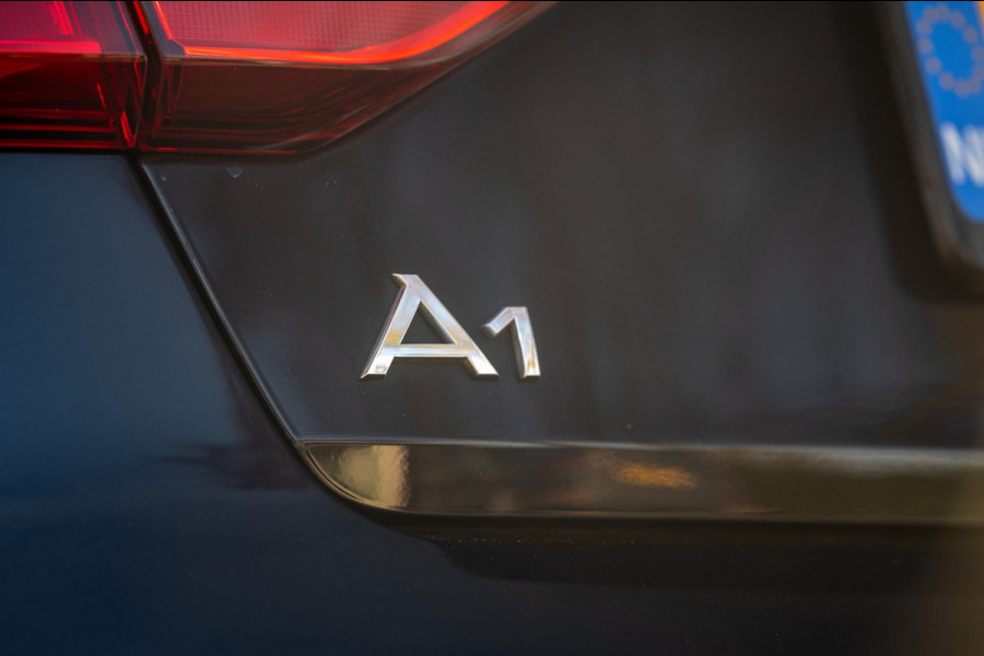 Audi A1 Sportback 30 TFSI Advanced Edition Automaat I Virtual Cockpit I CarPlay Climate I Cruise II PDC V+A I Lane Assist