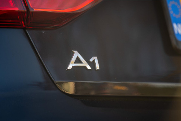 Audi A1 Sportback 30 TFSI Advanced Edition Automaat I Virtual Cockpit I CarPlay Climate I Cruise II PDC V+A I Lane Assist