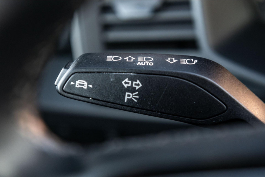 Audi A1 Sportback 30 TFSI Advanced Edition Automaat I Virtual Cockpit I CarPlay Climate I Cruise II PDC V+A I Lane Assist