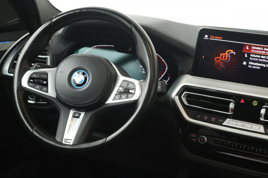 BMW iX3 High Executive 80 kWh (SOH 98,1%, PANO, TREKHAAK WEGKLAPBAAR, STOEL/STUUR VERWARMING, ELEKTR STOELEN, CRUISE ADAPTIEF)