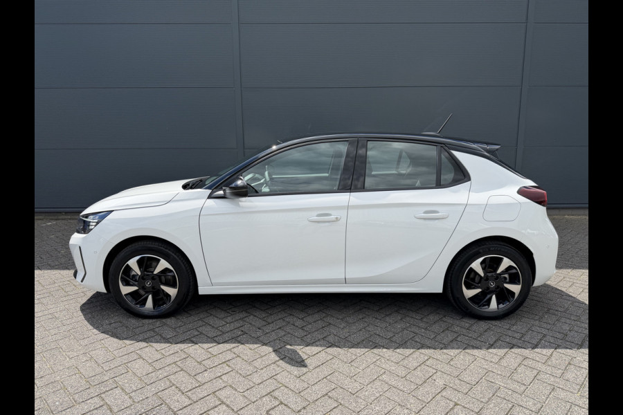 Opel Corsa Electric Ultimate 50 kWh (Camera - LED - Automatische Airco - Alcantara - Stoel-/- Stuurverwarming - Navigatie via APP - Parkeersensoren