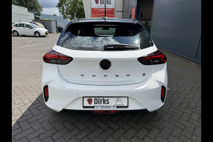 Opel Corsa Electric Ultimate 50 kWh (Camera - LED - Automatische Airco - Alcantara - Stoel-/- Stuurverwarming - Navigatie via APP - Parkeersensoren