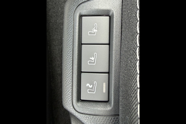 Opel Corsa Electric Ultimate 50 kWh (Camera - LED - Automatische Airco - Alcantara - Stoel-/- Stuurverwarming - Navigatie via APP - Parkeersensoren