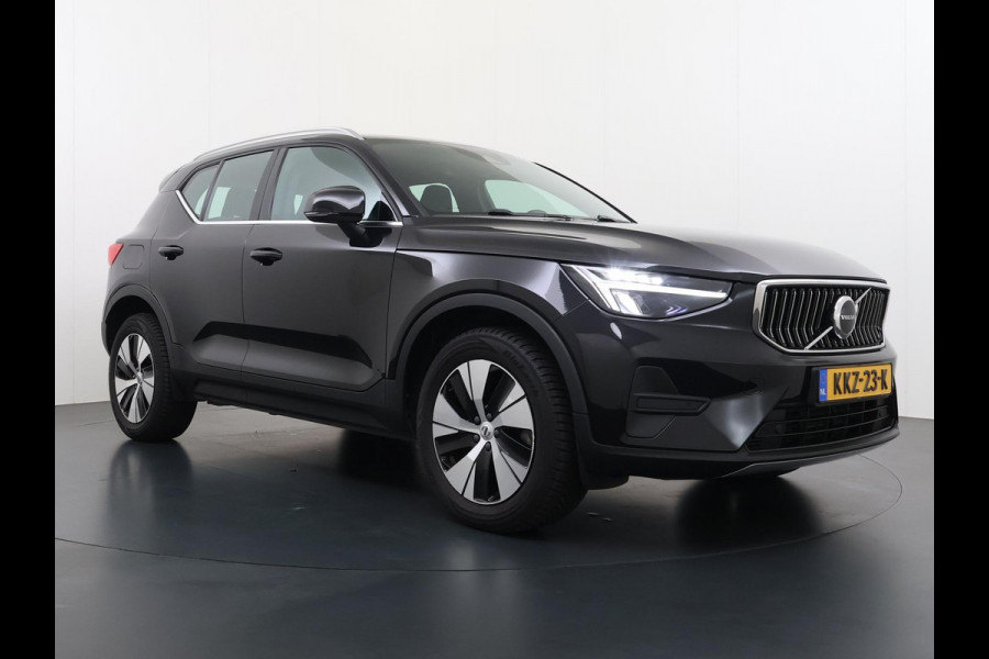 Volvo XC40 1.5 T5 Recharge Inscription VAN: 35.900,- VOOR: 33.877,- UW WKVOORDEEL: 2.023,- | HARMAN KARDON | ELECTR. STOELEN | UNIEKE KMSTAND | CAMERA | ELECTR. ACHTERKLEP | RIJKLAAR INCL. 12 MND BOVAG GARANTIE