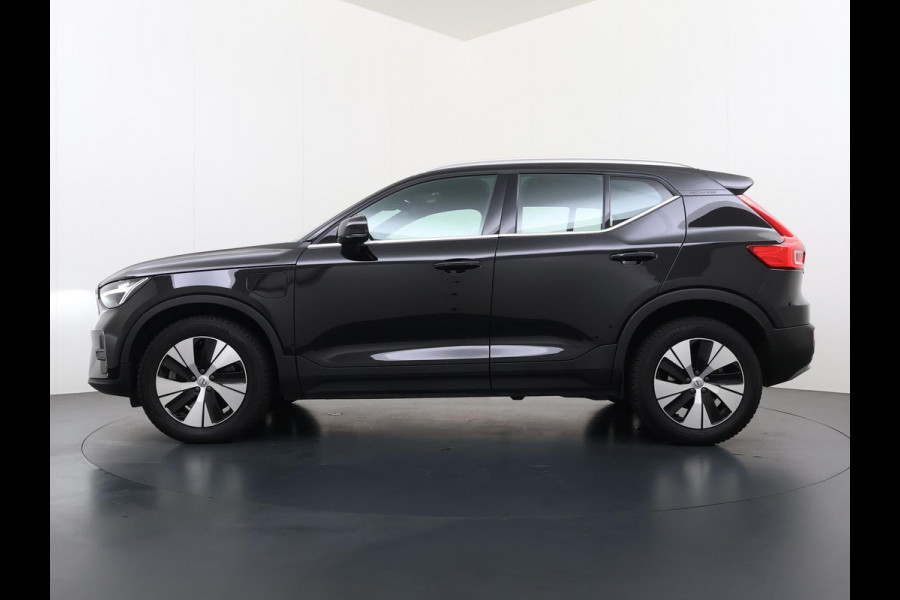 Volvo XC40 1.5 T5 Recharge Inscription VAN: 35.900,- VOOR: 33.877,- UW WKVOORDEEL: 2.023,- | HARMAN KARDON | ELECTR. STOELEN | UNIEKE KMSTAND | CAMERA | ELECTR. ACHTERKLEP | RIJKLAAR INCL. 12 MND BOVAG GARANTIE