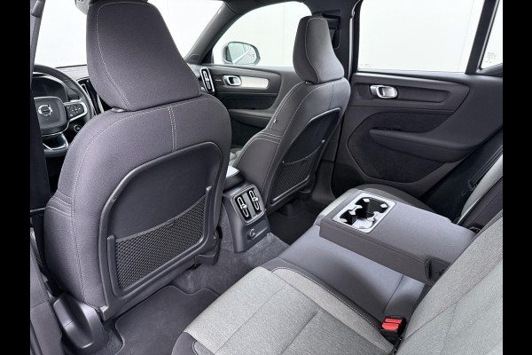 Volvo XC40 1.5 T5 Recharge Inscription VAN: 35.900,- VOOR: 33.877,- UW WKVOORDEEL: 2.023,- | HARMAN KARDON | ELECTR. STOELEN | UNIEKE KMSTAND | CAMERA | ELECTR. ACHTERKLEP | RIJKLAAR INCL. 12 MND BOVAG GARANTIE