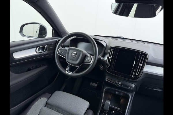 Volvo XC40 1.5 T5 Recharge Inscription VAN: 35.900,- VOOR: 33.877,- UW WKVOORDEEL: 2.023,- | HARMAN KARDON | ELECTR. STOELEN | UNIEKE KMSTAND | CAMERA | ELECTR. ACHTERKLEP | RIJKLAAR INCL. 12 MND BOVAG GARANTIE