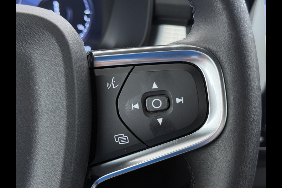 Volvo XC40 1.5 T5 Recharge Inscription VAN: 35.900,- VOOR: 33.877,- UW WKVOORDEEL: 2.023,- | HARMAN KARDON | ELECTR. STOELEN | UNIEKE KMSTAND | CAMERA | ELECTR. ACHTERKLEP | RIJKLAAR INCL. 12 MND BOVAG GARANTIE