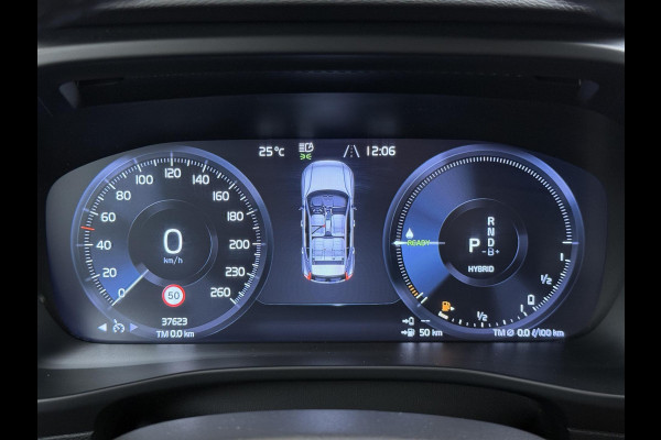 Volvo XC40 1.5 T5 Recharge Inscription VAN: 35.900,- VOOR: 33.877,- UW WKVOORDEEL: 2.023,- | HARMAN KARDON | ELECTR. STOELEN | UNIEKE KMSTAND | CAMERA | ELECTR. ACHTERKLEP | RIJKLAAR INCL. 12 MND BOVAG GARANTIE