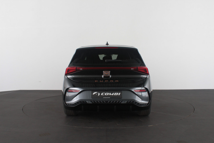 CUPRA Born Business 82 kWh > 231pk/Warmtepomp/Winterpakket/20 inch velgen