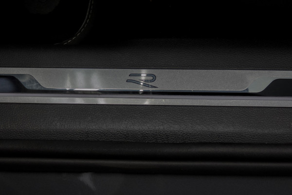 Volkswagen Tiguan 1.4 TSI eHybrid R-Line Business+