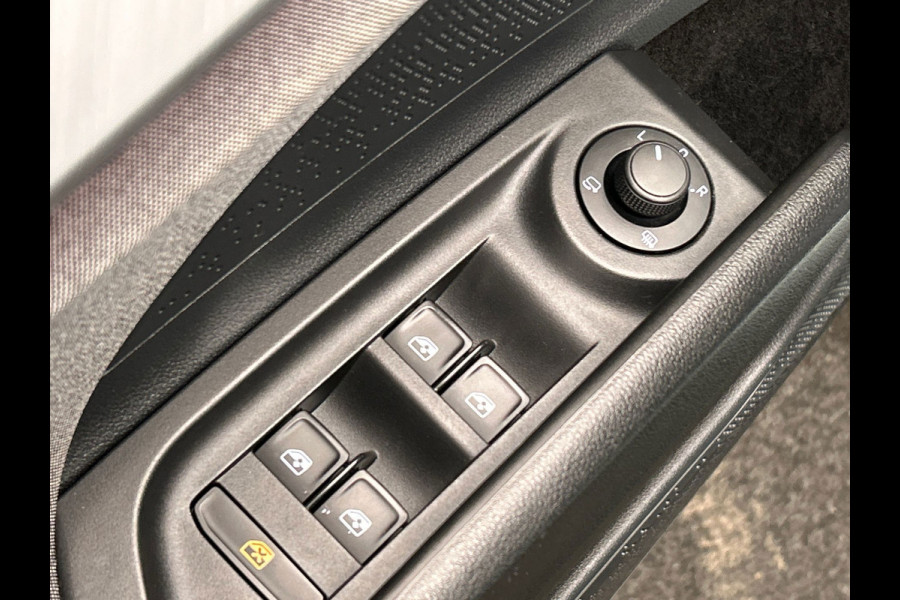 Škoda ENYAQ iV 80 | Origineel Nederlands | Stuurverwarming | Camera | Carplay | Keyless | Lane Assist |