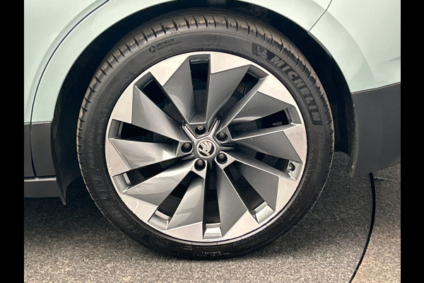 Škoda ENYAQ iV 80 | Origineel Nederlands | Stuurverwarming | Camera | Carplay | Keyless | Lane Assist |