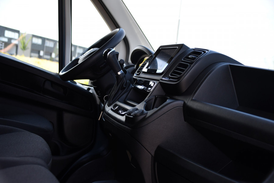 Fiat Ducato 35 2.2 MultiJet L2H2 PB Edition Camera, Cruise, Carplay, 180pk, LED, Automaat, Trekhaak, Clima, Standkachel, multimedia, Uniek!