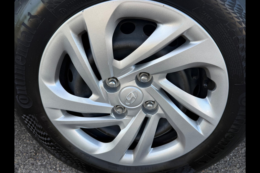 Hyundai i10 1.0i Comfort 5 deurs, 46000 km, airco,navigatie