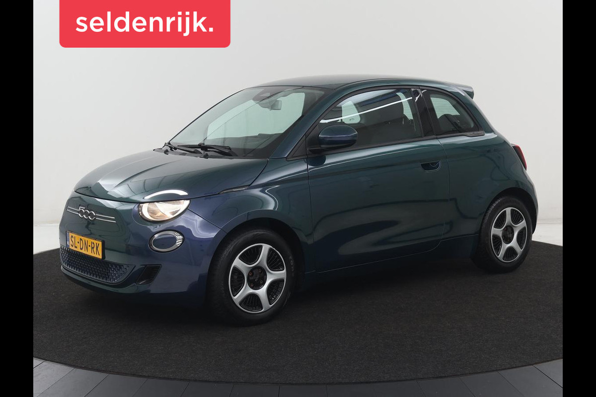 Fiat 500E Icon 24 kWh | SOH 91,8% | 3 Fase | Carplay | Cruise control | Bluetooth | LED | Climate control | Keyless start | DAB | Digital Cockpit